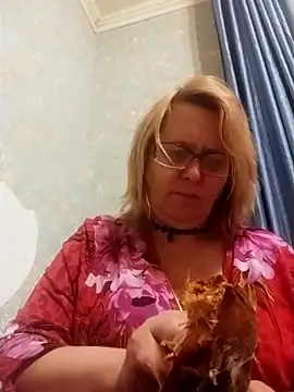 Forest-Lady online show from 12/18/25, 01:39