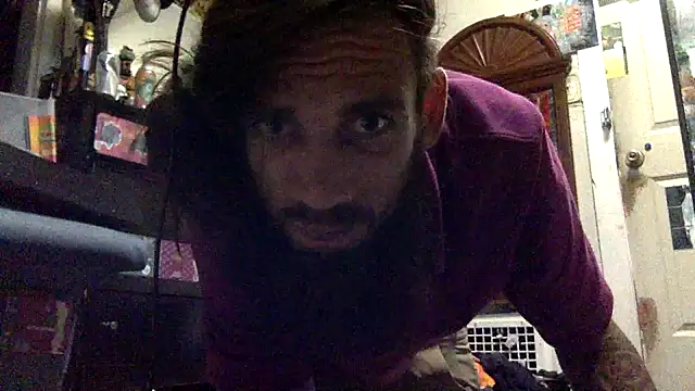 Snapshot of Robriguezxxx chatting on 06/11/26, 03:37 Robriguezxxx online show from 06/11/26, 03:37