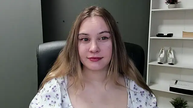 kitty valeria online show from 03/18/26, 09:51