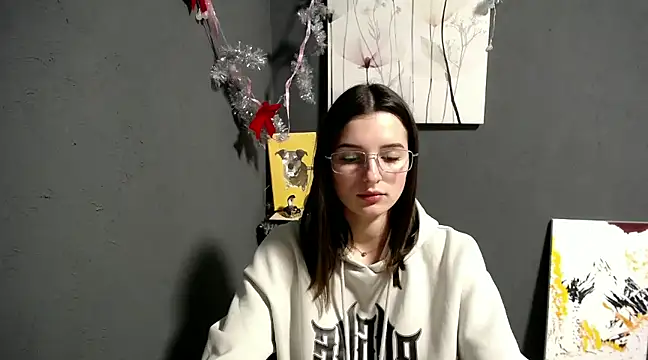 Snapshot of lady_olivia_ chatting on 12/24/24, 05:13 lady olivia online show from 12/24/24, 05:13