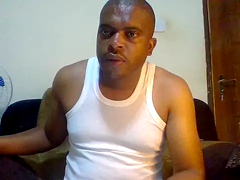 Snapshot of lui_cuuty chatting on 09/09/25, 03:39 lui cuuty online show from 09/09/25, 03:39