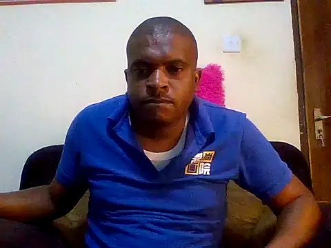 Snapshot of lui_cuuty chatting on 09/18/25, 05:48 lui cuuty online show from 09/18/25, 05:48