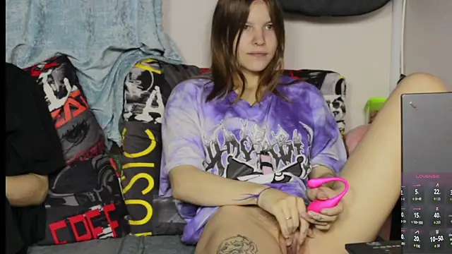 Kamala Adele online show from 11/06/25, 08:32