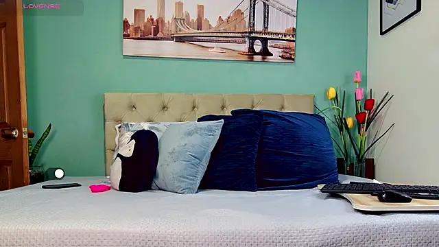 yanella fire online show from 03/13/26, 10:11