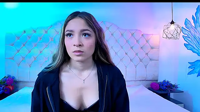 Victoria Adams14 online show from 02/15/25, 12:11