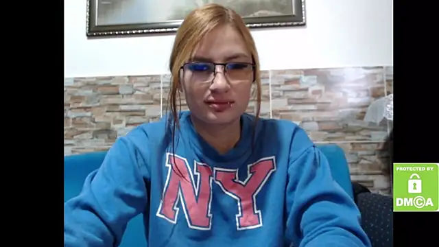 Snapshot of alice_trinity chatting on 09/10/25, 05:02 alice trinity online show from 09/10/25, 05:02