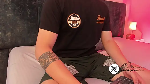 Snapshot of kataleyandliam chatting on 03/18/25, 07:20 kataleyandliam online show from 03/18/25, 07:20