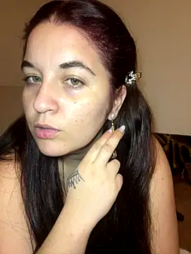 yzabell18 online show from 12/22/25, 10:18