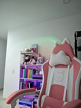 azumiichan online show from 02/06/25, 03:59