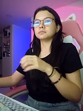 azumiichan online show from 09/19/25, 11:49