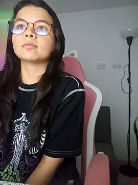 azumiichan online show from 09/27/25, 12:15