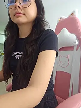 azumiichan online show from 10/03/25, 04:04