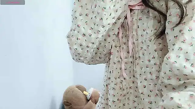 tanhxiu online show from 12/28/24, 04:30