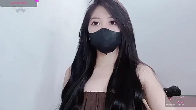 tanhxiu online show from 09/28/25, 09:47