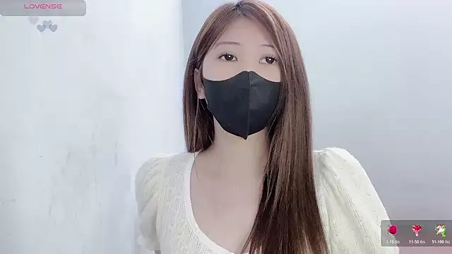 tanhxiu online show from 03/15/26, 12:11