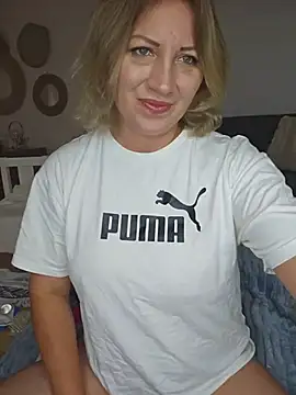 zarina3003 online show from 07/07/26, 08:35