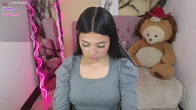 Chiara tay online show from 10/23/25, 03:06