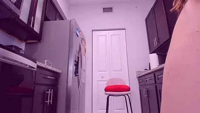 AngieDaniels1 online show from 10/06/25, 11:40