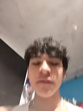 Snapshot of Luke_Howland chatting on 11/27/25, 01:18 Luke Howland online show from 11/27/25, 01:18