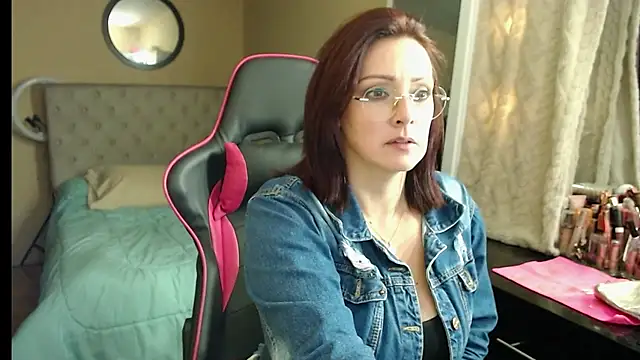 Carol Scottt online show from 09/22/25, 08:05