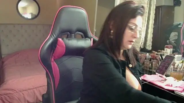 Carol Scottt online show from 03/01/26, 08:11