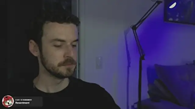 Snapshot of sexxxsutra chatting on 10/31/25, 10:44 sexxxsutra online show from 10/31/25, 10:44