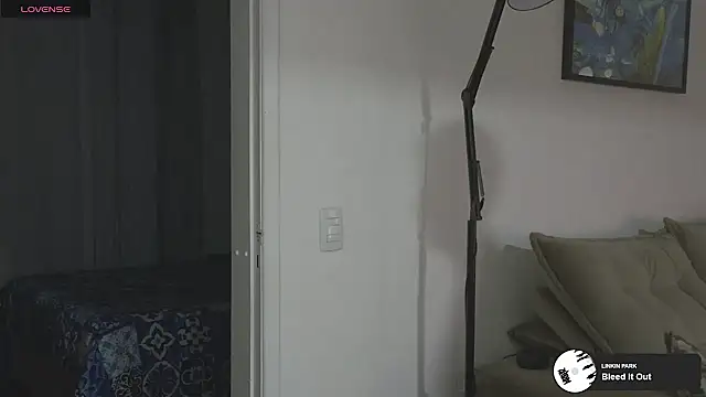 Snapshot of sexxxsutra chatting on 11/04/25, 10:53 sexxxsutra online show from 11/04/25, 10:53