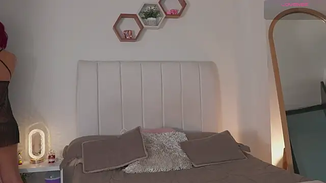 Madison evans1 online show from 05/14/26, 06:42