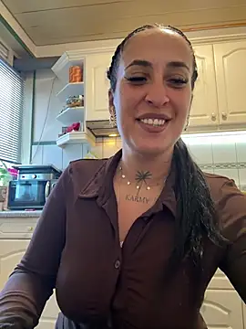 CarolaDrago online show from 04/07/26, 08:04