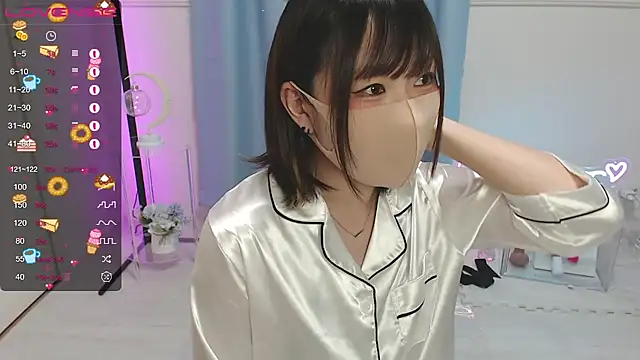 Snapshot of MEI--55 chatting on 01/26/25, 06:07 MEI--55 online show from 01/26/25, 06:07