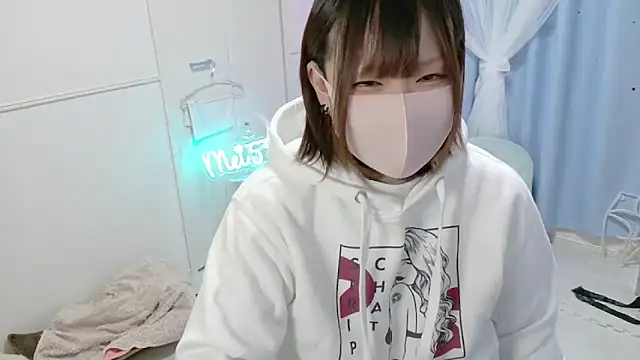 Snapshot of MEI--55 chatting on 01/31/25, 12:07 MEI--55 online show from 01/31/25, 12:07