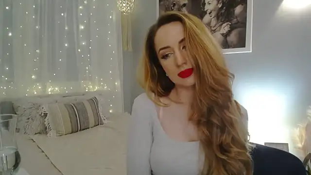 Snapshot of JulietteDiamond chatting on 01/25/25, 12:17 JulietteDiamond online show from 01/25/25, 12:17