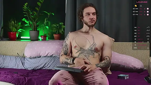 pleasure8869 online show from 09/18/25, 06:26
