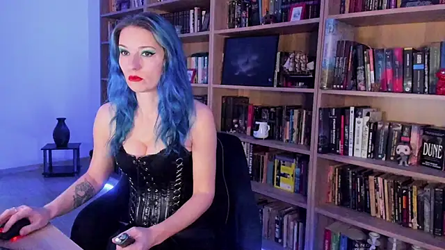 Queen of Hearts1 online show from 02/22/26, 09:24