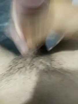 Snapshot of volcanrey chatting on 10/23/25, 02:44 volcanrey online show from 10/23/25, 02:44