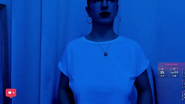 Snapshot of _AllisonSweet_ chatting on 11/12/25, 11:03 AllisonSweet online show from 11/12/25, 11:03