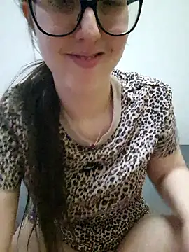 Snapshot of Sarah459 chatting on 06/14/26, 06:43 Sarah459 online show from 06/14/26, 06:43
