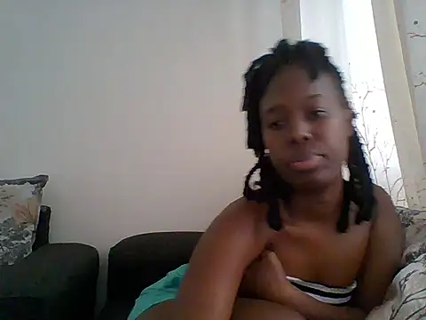 Snapshot of Oliviia_ chatting on 09/09/25, 02:16 Oliviia  online show from 09/09/25, 02:16
