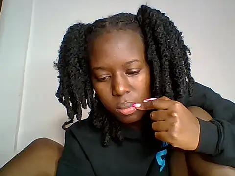 Snapshot of Oliviia_ chatting on 09/18/25, 07:49 Oliviia  online show from 09/18/25, 07:49