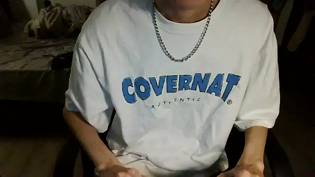 Snapshot of kaikai_0804 chatting on 10/20/25, 06:52 kaikai 0804 online show from 10/20/25, 06:52