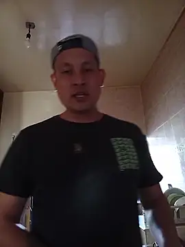 Snapshot of Zordomud0 chatting on 02/16/26, 04:14 Zordomud0 online show from 02/16/26, 04:14