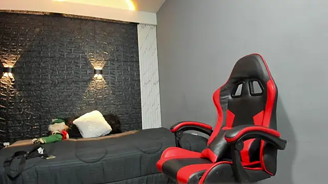 taurus boy1 online show from 12/03/25, 11:14