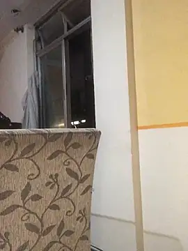 Snapshot of bellinii07 chatting on 02/03/25, 02:14 bellinii07 online show from 02/03/25, 02:14