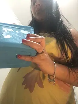 bellinii07 online show from 04/19/26, 10:12