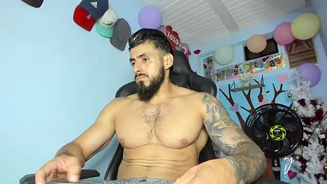Snapshot of _Poseidon1_ chatting on 06/25/26, 03:06 Poseidon1 online show from 06/25/26, 03:06