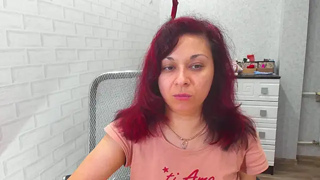 Snapshot of TeasyLana chatting on 01/09/25, 08:13 TeasyLana online show from 01/09/25, 08:13