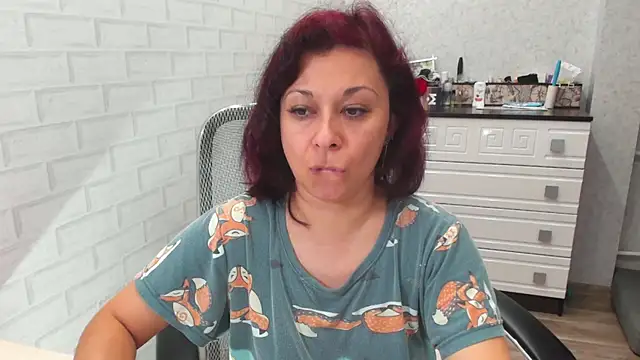 TeasyLana online show from 11/17/25, 06:41