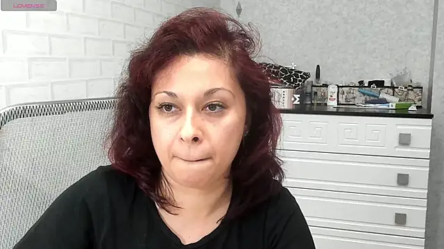 TeasyLana online show from 11/24/25, 11:10