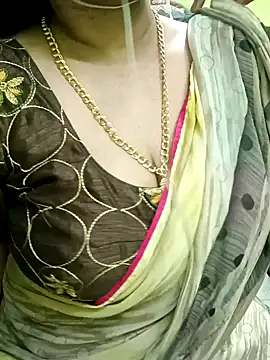 Snapshot of Aishu-tamil09 chatting on 12/22/24, 07:54 Aishu-tamil09 online show from 12/22/24, 07:54