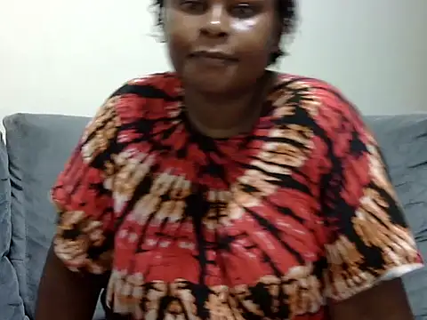 Pretty lilly02 online show from 05/27/26, 03:47